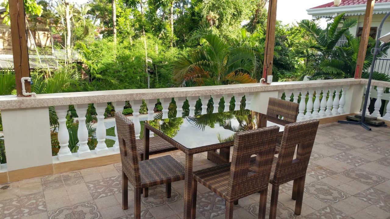 Hotel Casa Familya Batac Exterior foto