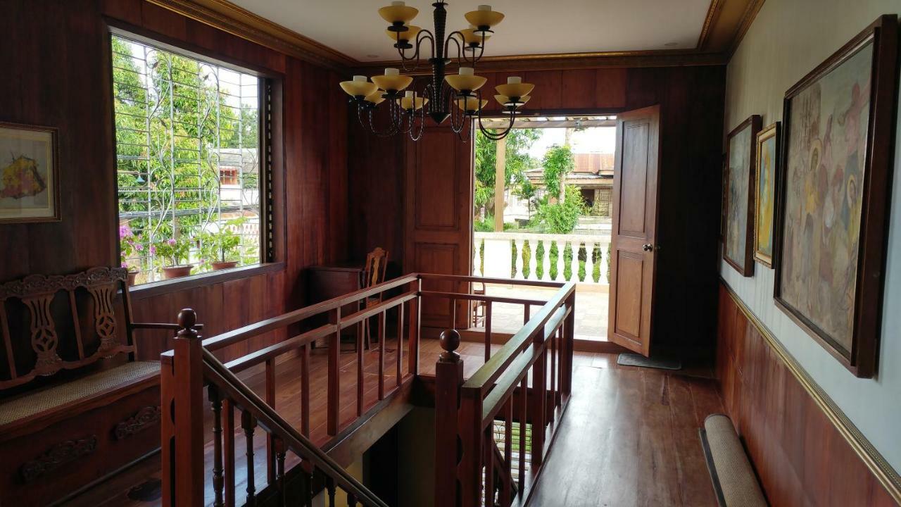 Hotel Casa Familya Batac Exterior foto